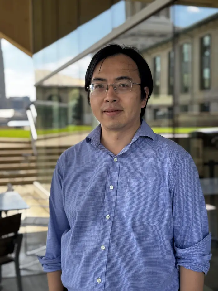 Sufei Shi
