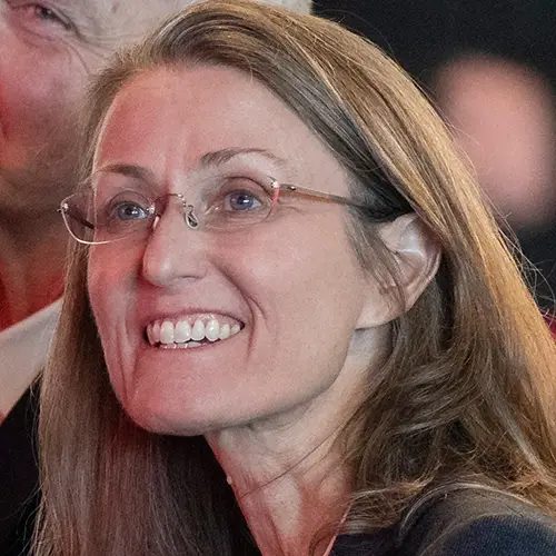 Theresa Mayer