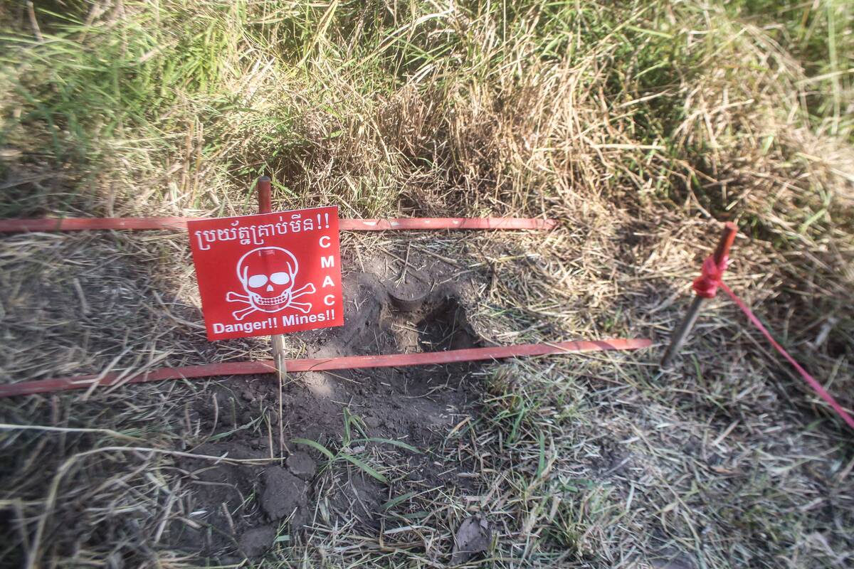 A warning sign for an area with landmines. 