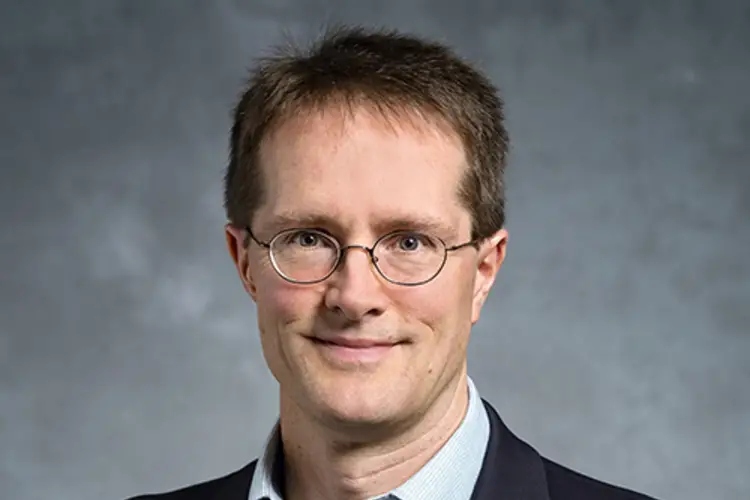 Prof. Jonathan Caulkins, expert in operations research and substance abuse policy